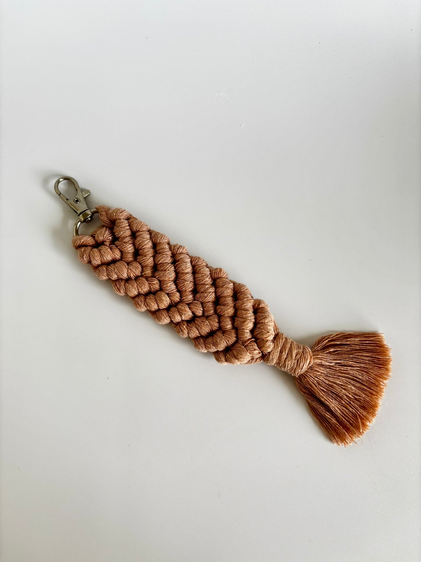 Macrame Keychain - Fishtail Pattern
