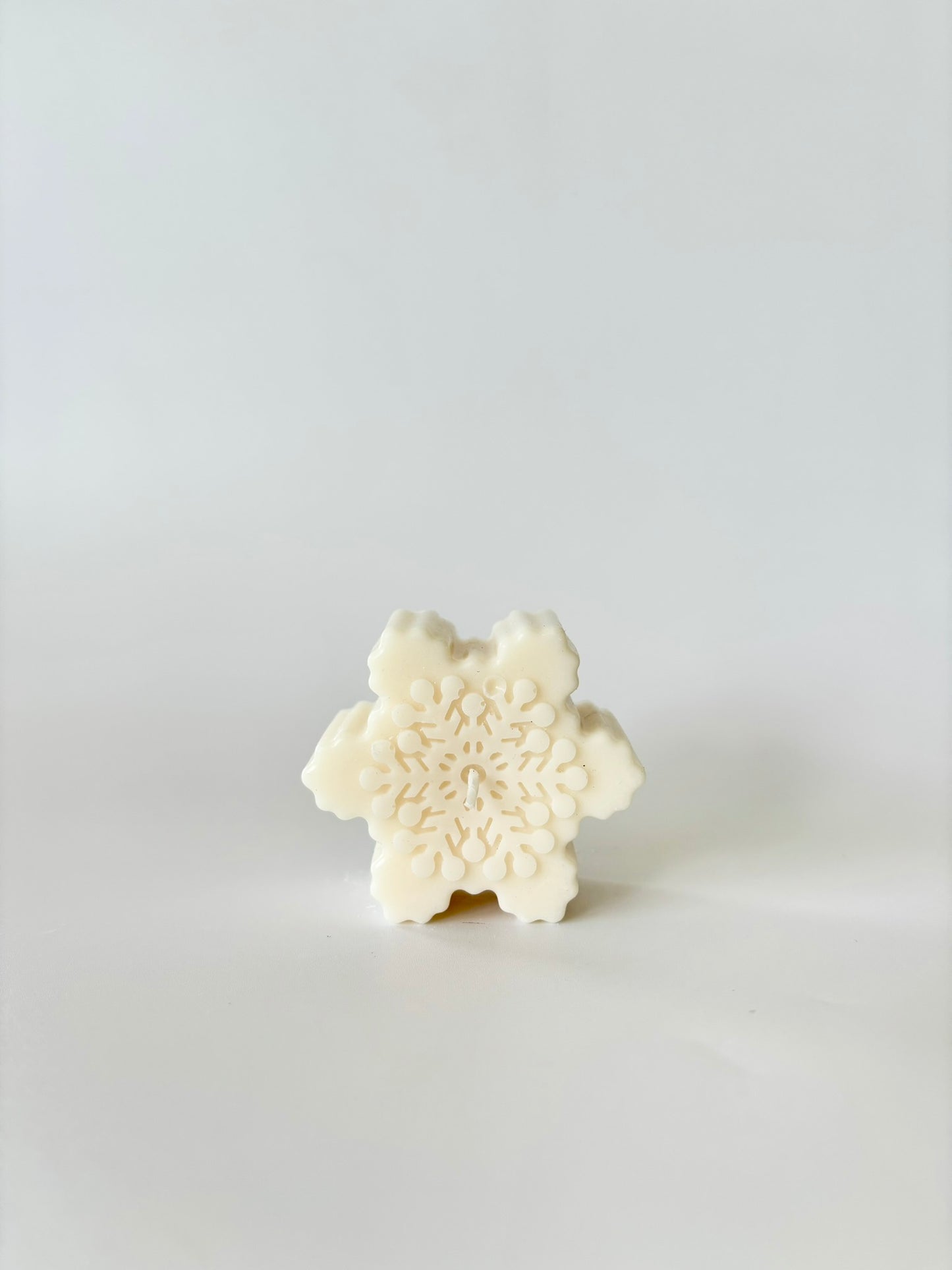 Snowflake Sculptural Candle Gift Pack