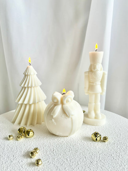 Bauble Sculptural Candle