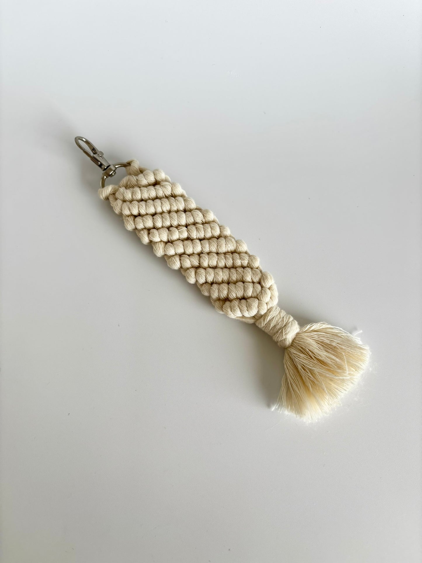 Macrame Keychain - Diagonal Stripe